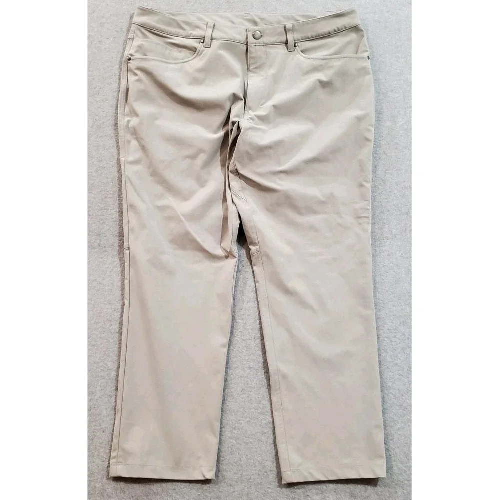 Lululemon Pants Mens 36 Light‎ Gray Classic Fit LM5ADDS Stretch Wrinkle Free